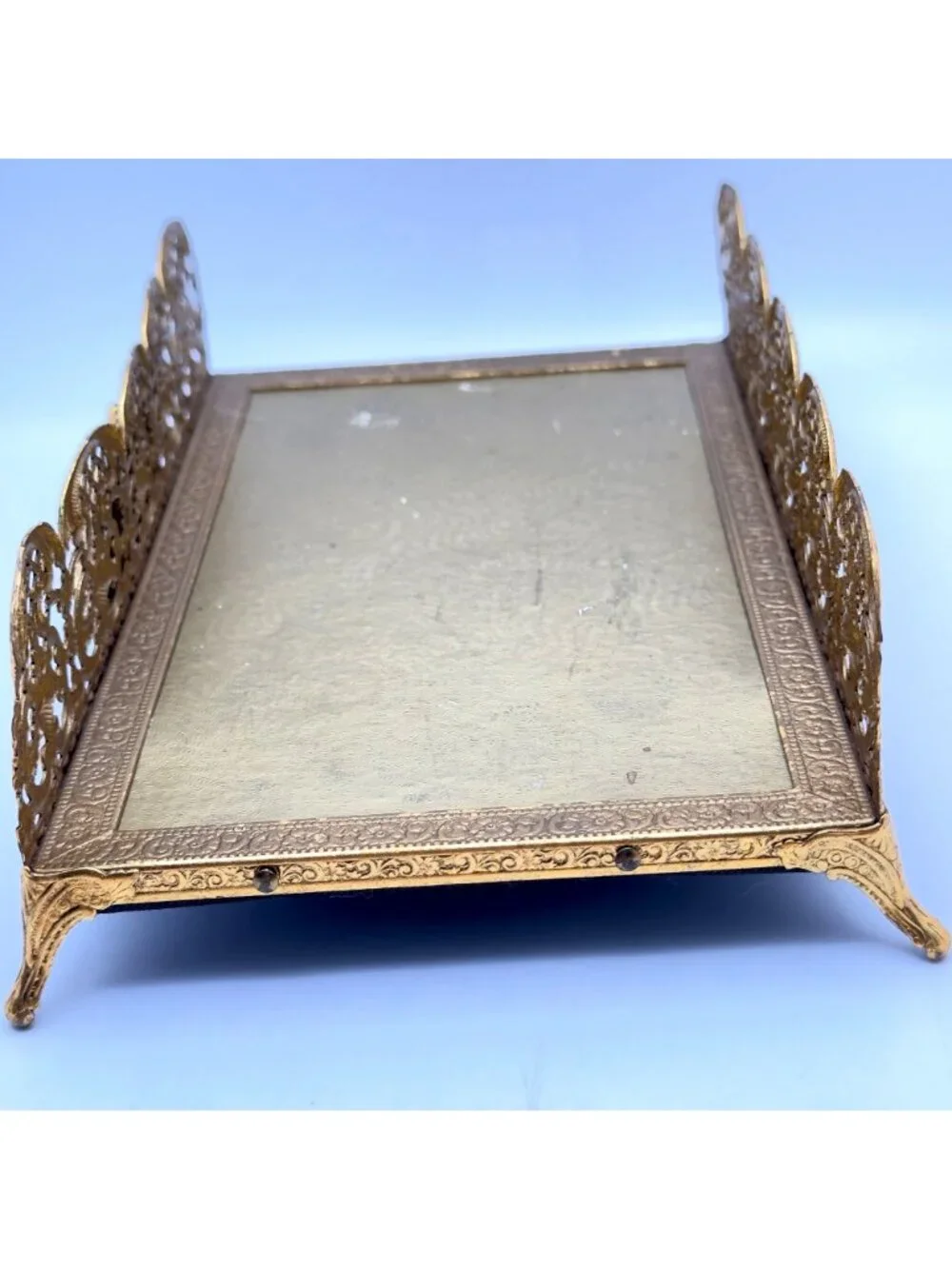 Vtg Gold Vanity Guest Towel Holder Ornate Rose Design Footed Base 9.5